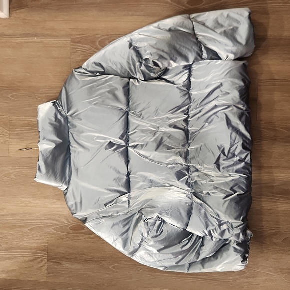 Water-Resistant Shiny Puffer Jacket - Picture 10 of 11